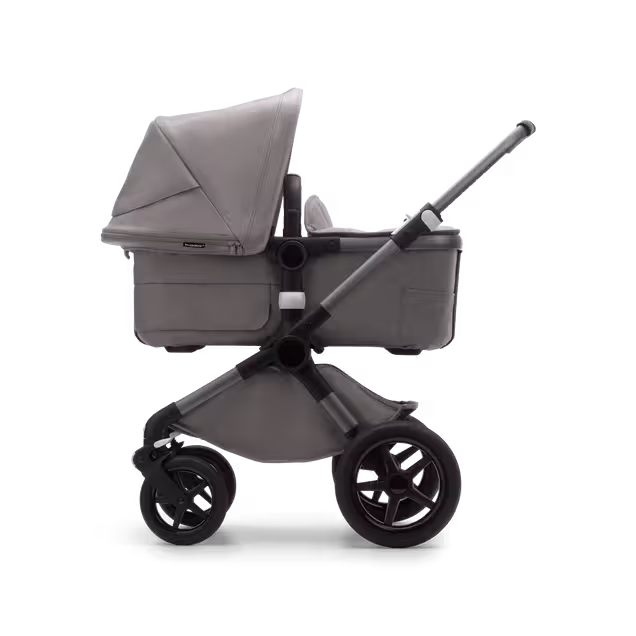 Bugaboo Fox 3 Mineral complete GRAPHITE/LIGHT GREY - Main Image Slide 1 of 13