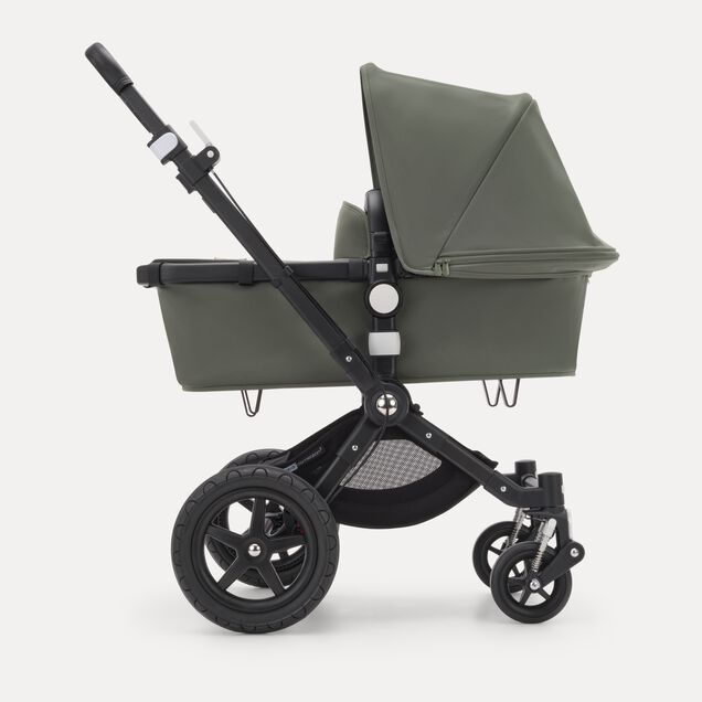 Carrito Bugaboo Cameleon 3 Plus con silla y capazo - Main Image Slide 2 of 5
