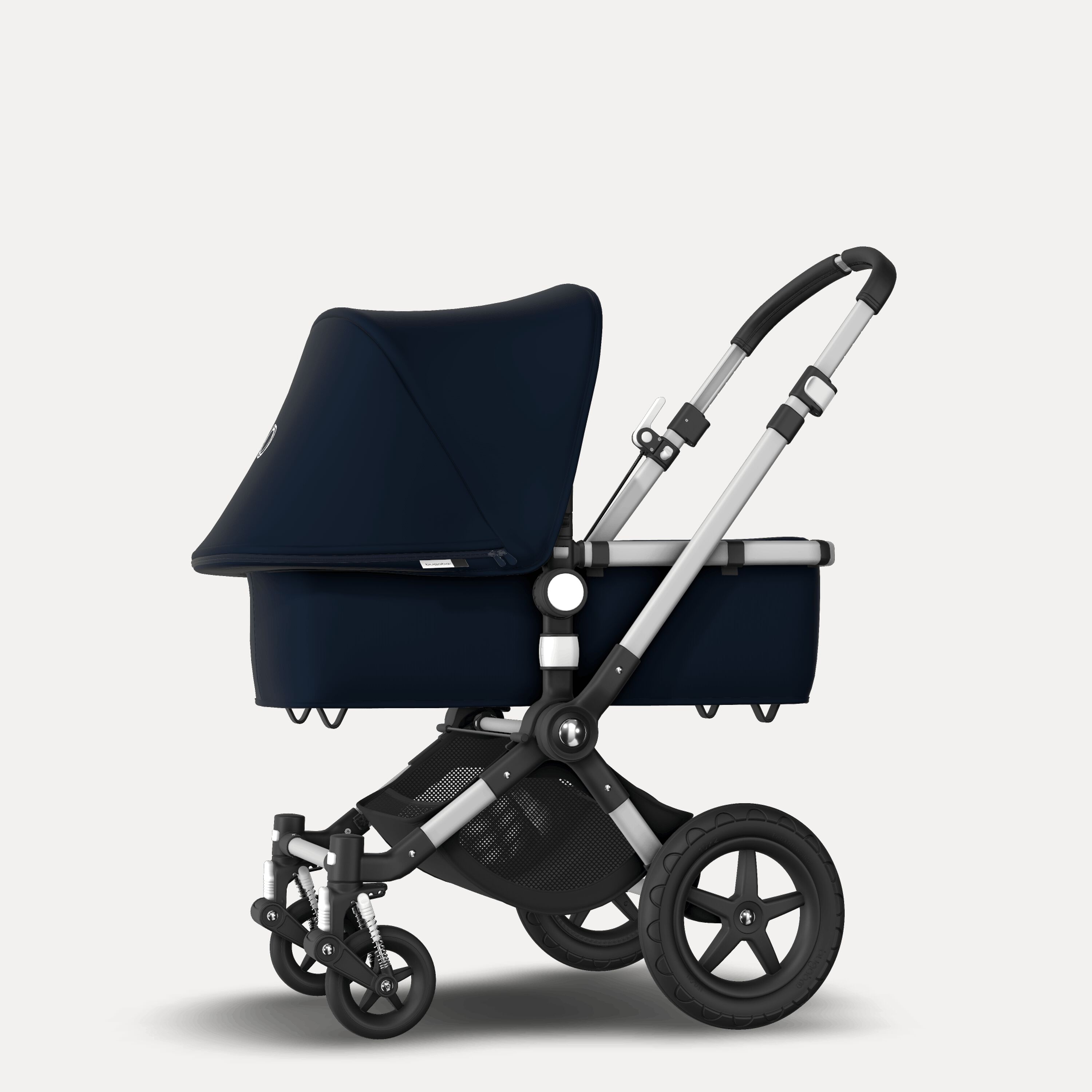 Refurbished Bugaboo Cameleon3plus Classic complete UK ALU/DARK NAVY - Main Modal Image Slide 1 of 6