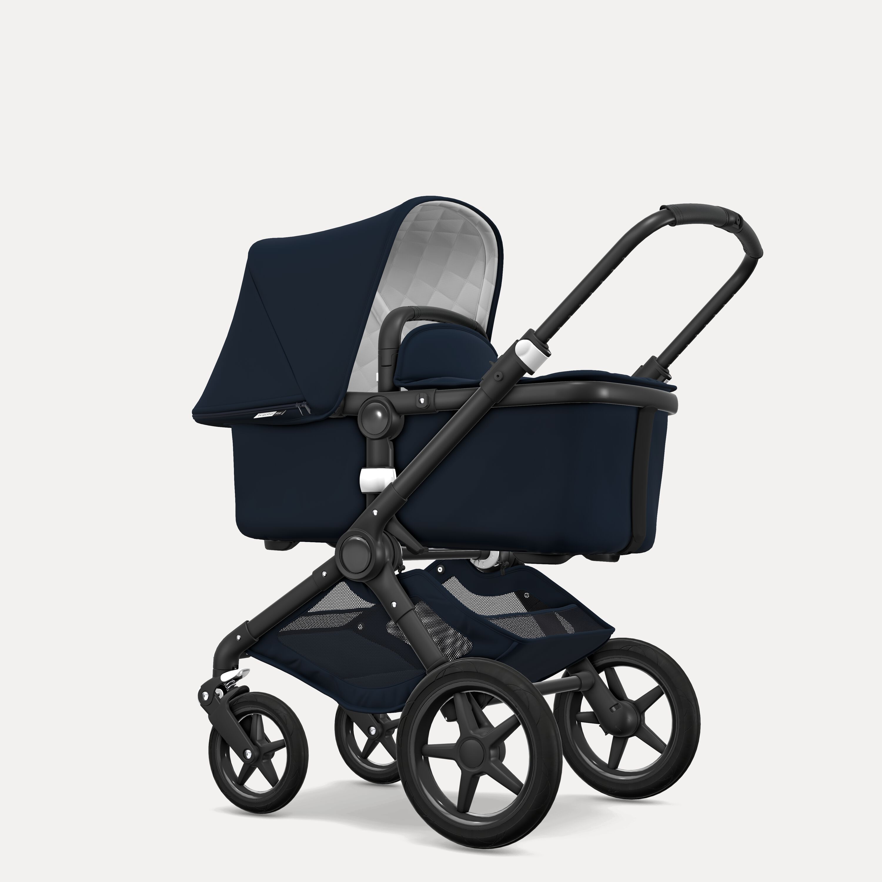 Refurbished Bugaboo Fox Classic complete UK BLACK/DARK NAVY - Main Modal Image Slide 2 of 3