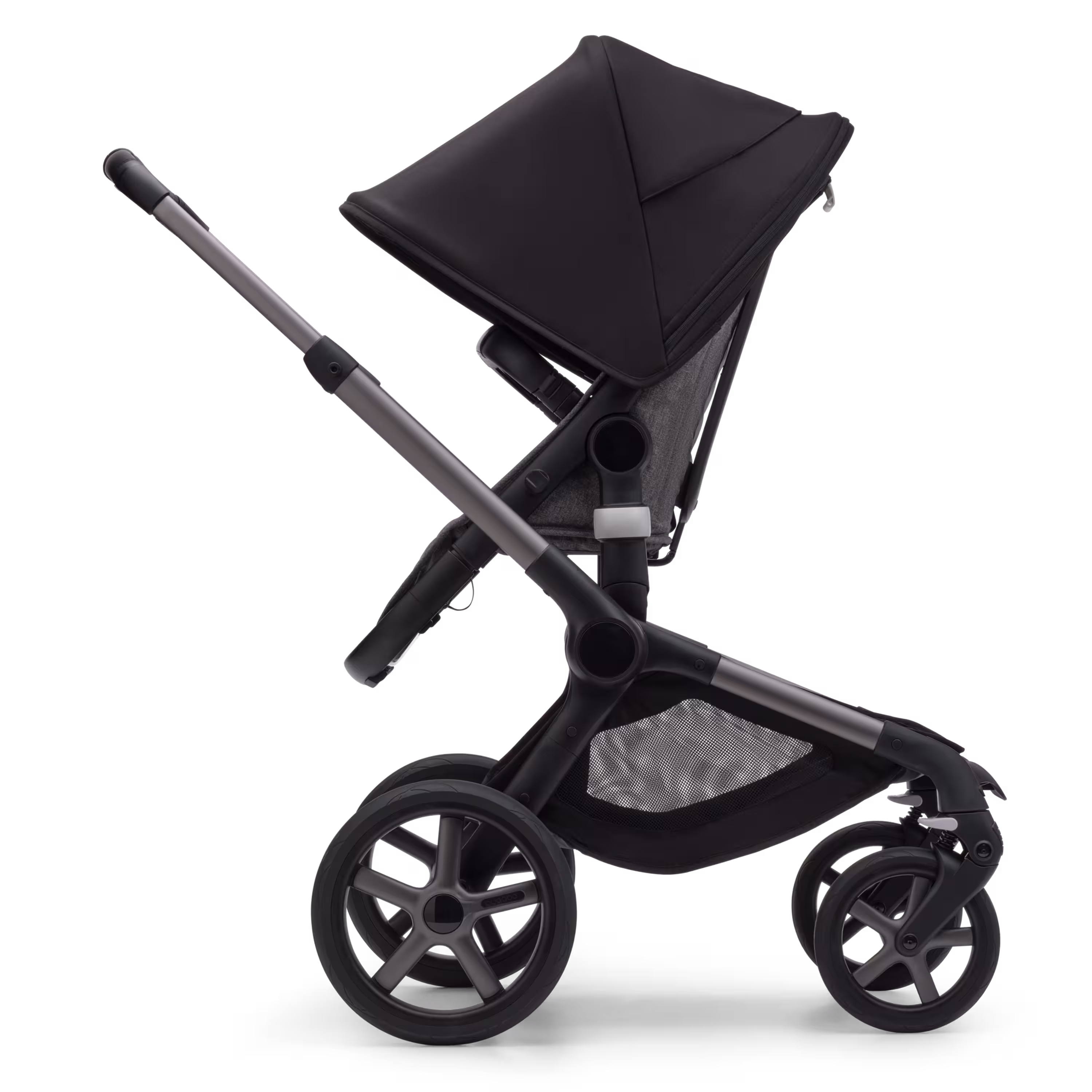 Refurbished Bugaboo Fox 5 bassinet and seat stroller graphite base, grey melange fabrics, midnight black sun canopy - Main Modal Image Slide 3 van 7