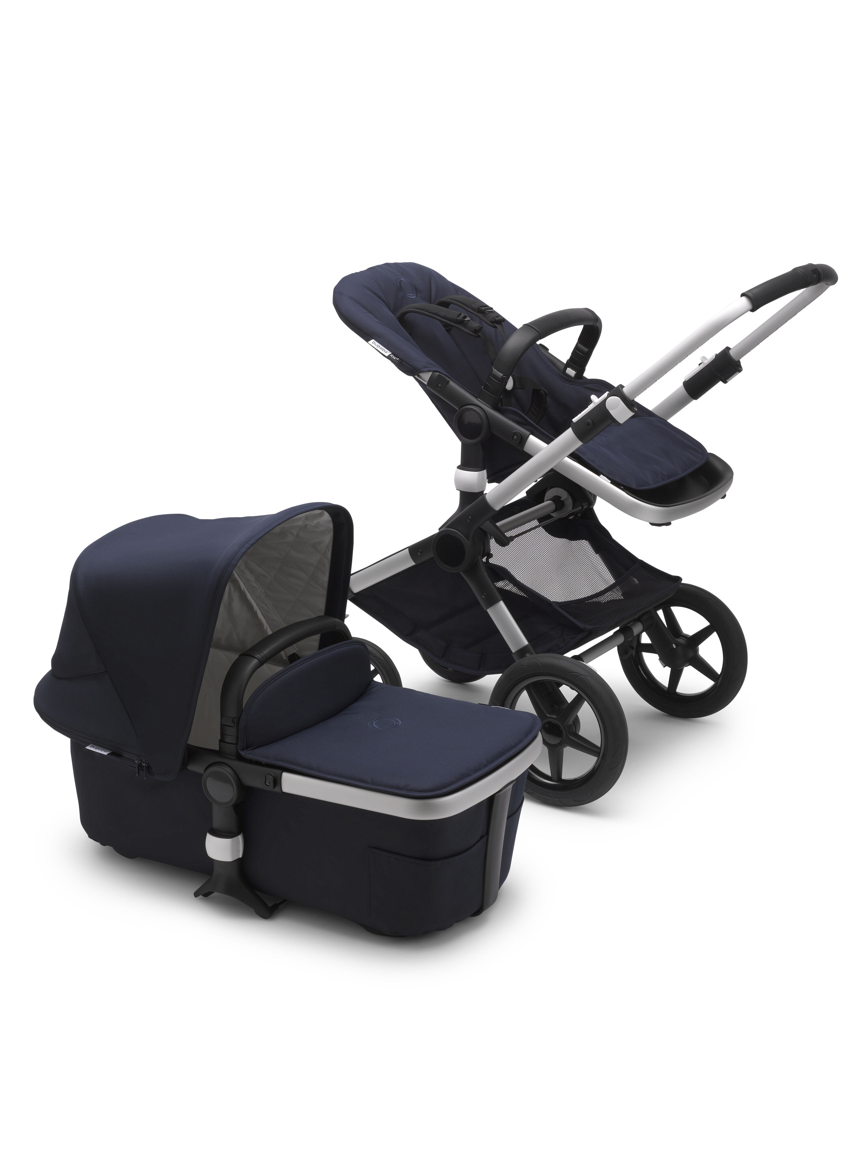 Bugaboo Donkey 3 Classic mono complete | UK ALU/DARK NAVY - Main Modal Image Slide 1 of 5