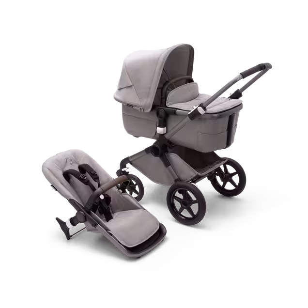 Refurbished Bugaboo Fox 3 Mineral complete GRAPHITE/LIGHT GREY - Main Image Slide 9 of 11