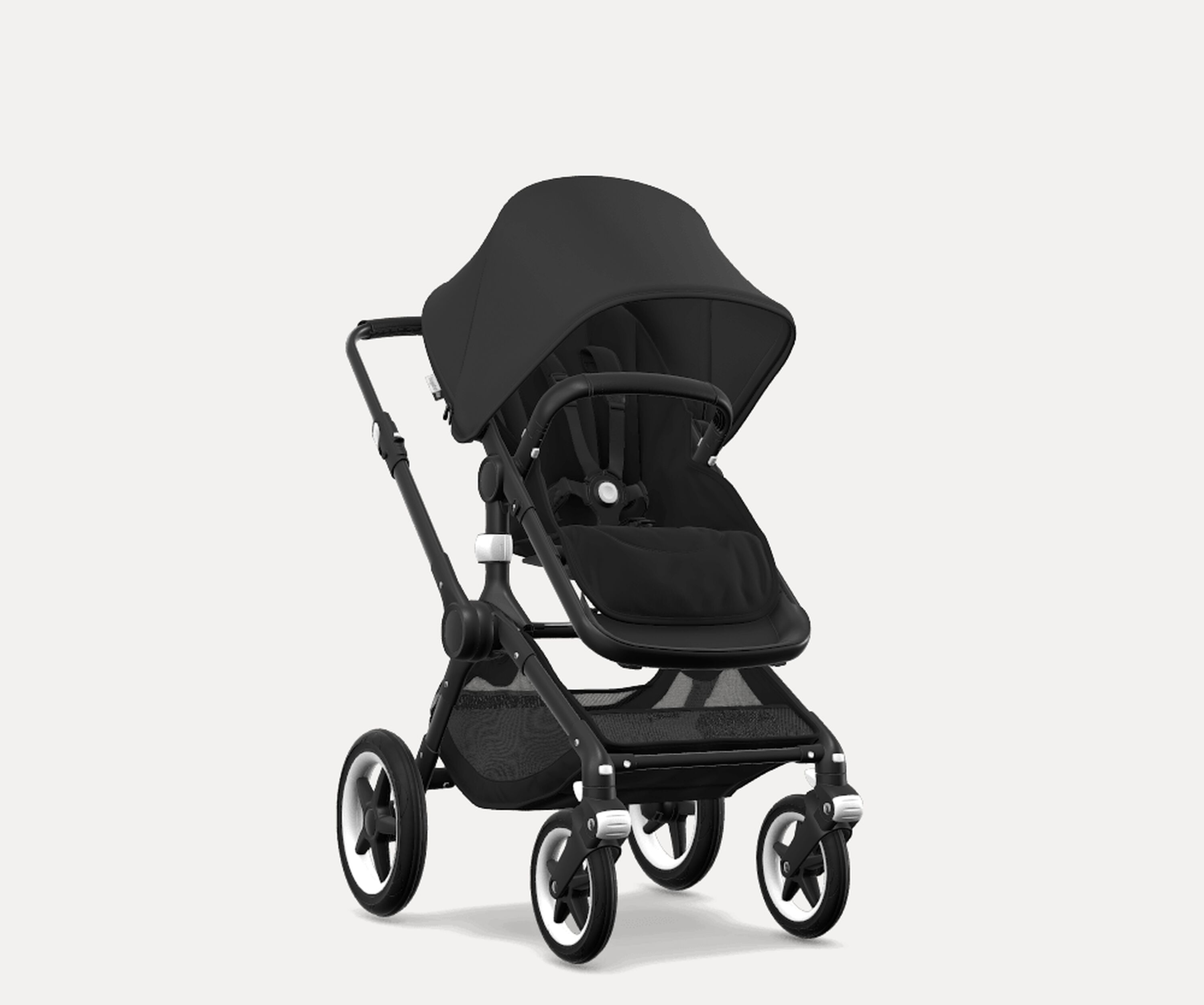 Refurbished Bugaboo Fox complete US BLACK/BLACK-BLACK - Main Modal Image Slide 1 of 1