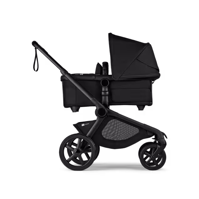 Refurbished Bugaboo Kangaroo complete BLACK/MIDNIGHT BLACK-MIDNIGHT BLACK - Main Image Slide 2 of 17