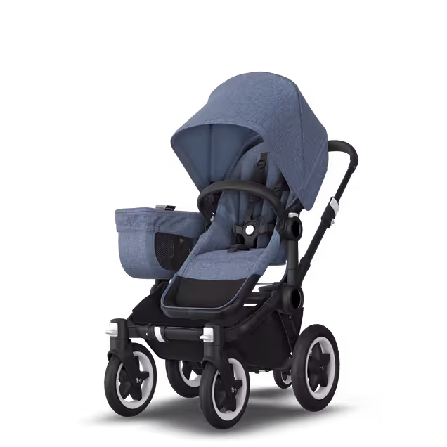 US - D2M stroller bundleUM, UM, ALB, CWB - Main Image Slide 10 of 12