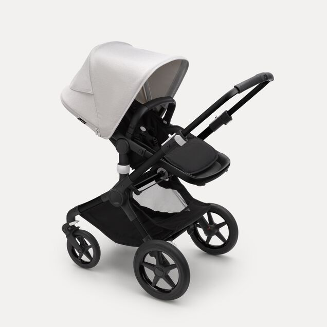 Refurbished Bugaboo Fox 3 kinderwagen met wieg en stoel - Main Image Slide 6 van 9