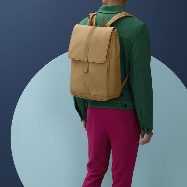 Refurbished Bugaboo changing backpack Caramel brown - Main Image Slide 6 of 11