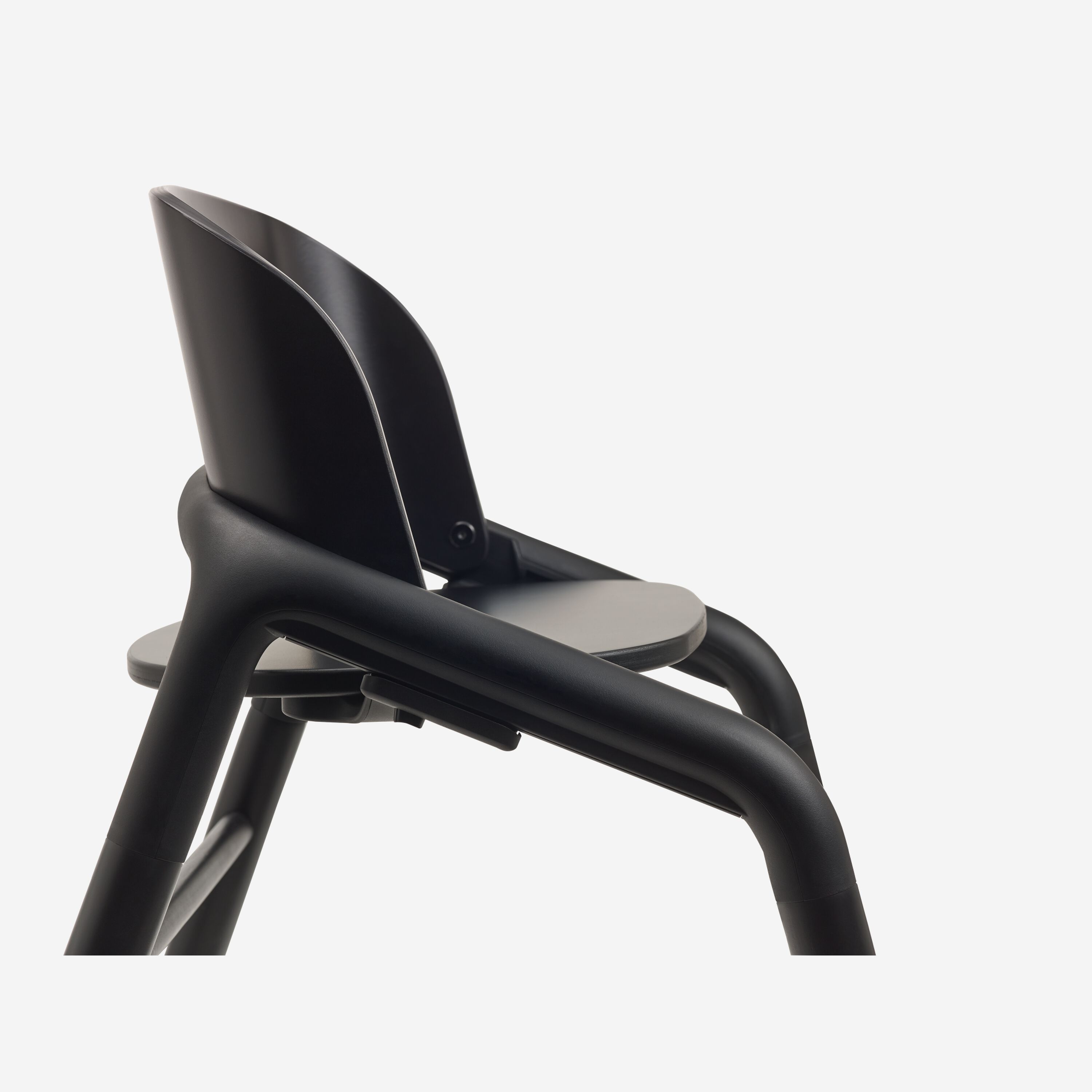 Seat of the Bugaboo Giraffe chair in black. - Main Modal Image Slide 3 of 5