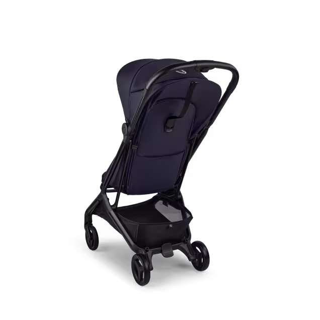 Bugaboo Butterfly 2 Poussette de voyage châssis noir, habillages deep indigo, capote deep indigo - Main Image Slide 3 of 8